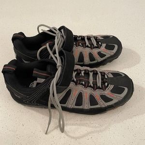 Specialized Women's Bicycle Body Geometry Mountain Sneakers Size 39